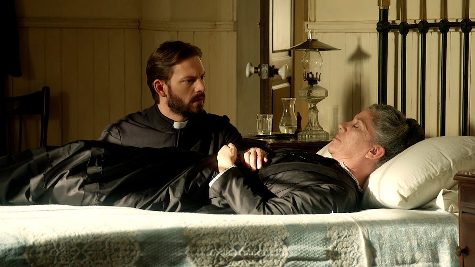 la promesa avance petra enferma petra esta tumbada en la cama enferma en la promesa