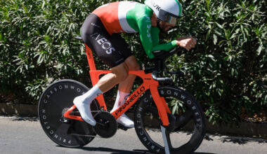 Pinarello e Ineos, un pacto que nació con una maglia nera - joanseguidor.com