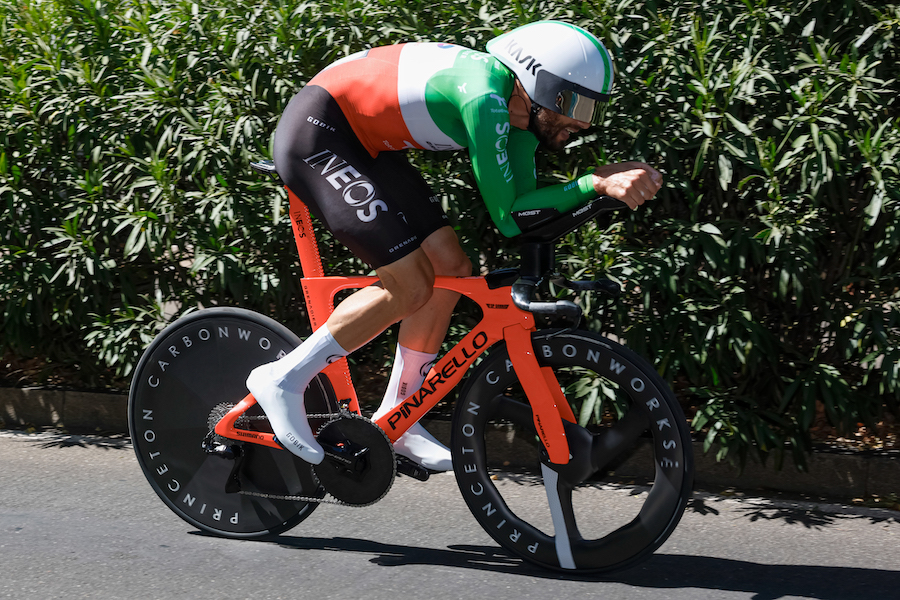 Pinarello e Ineos, un pacto que nació con una maglia nera - joanseguidor.com