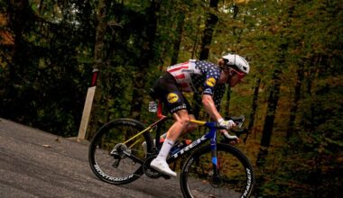 Quinn Simmons, el último en ver a Pogacar en Lombardía