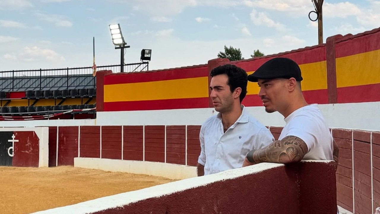 Raúl de Tomás, el futbolista que apuesta por el toro con su propia ganadería