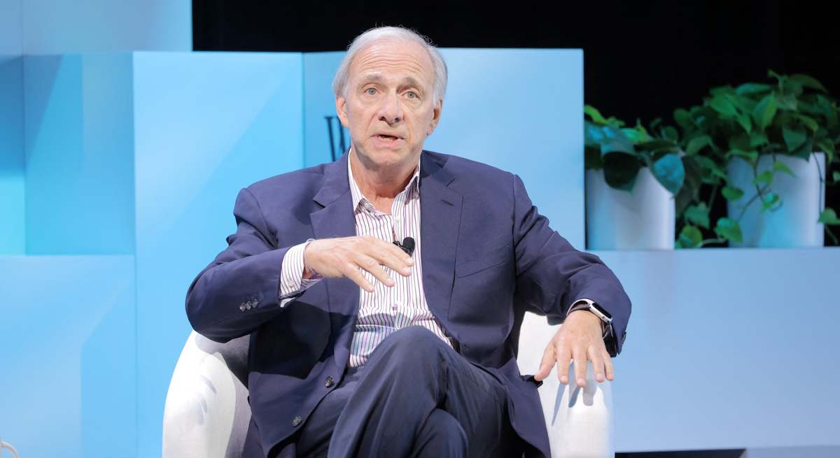 varias guerras civiles, mucha deuda y "diferencias irreconciliables"