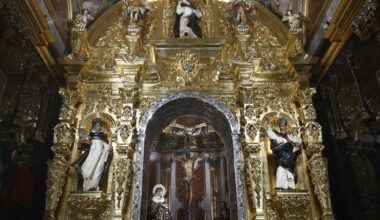 Mena estrena un imponente retablo en su capilla de la iglesia de Santo Domingo