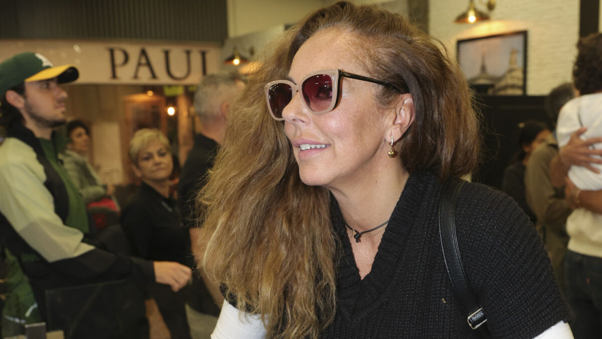 El frío regreso de Rocío Carrasco: ajena a la polémica con su hija y a la muerte de su suegro