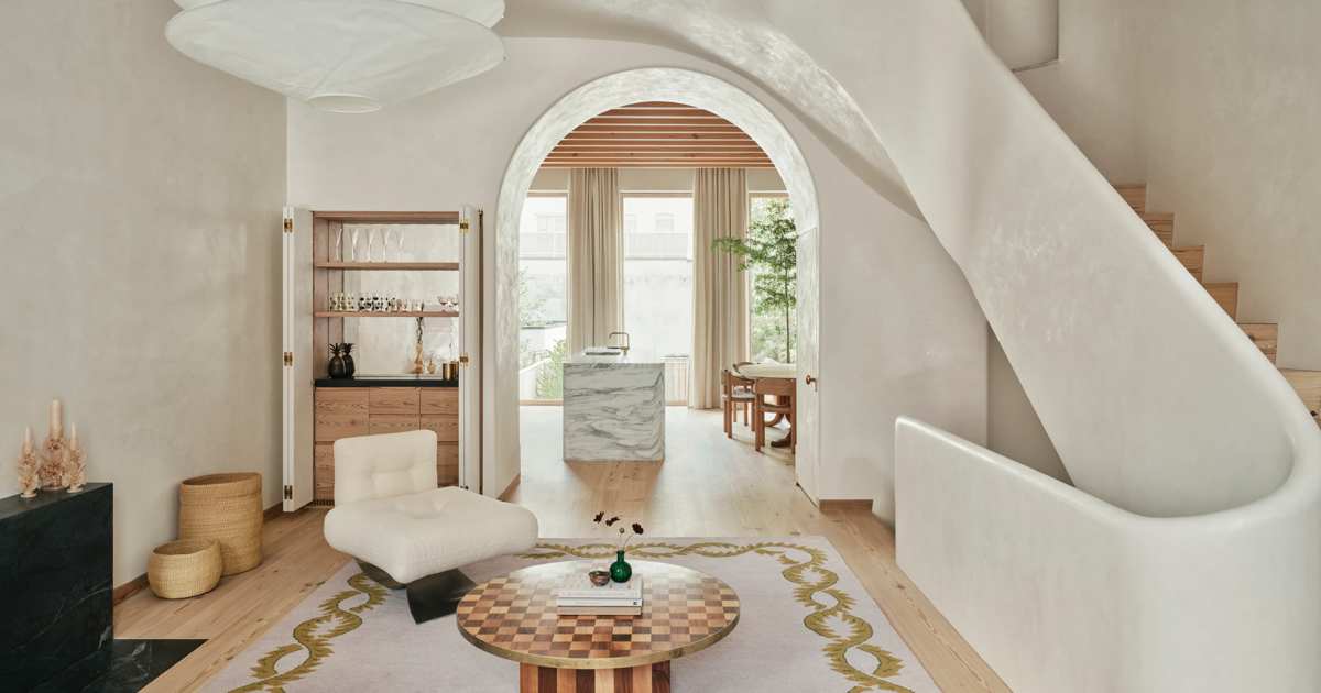 Esta casa en el barrio más hipster de Brooklyn es una oda a los materiales locales y al sueño americano