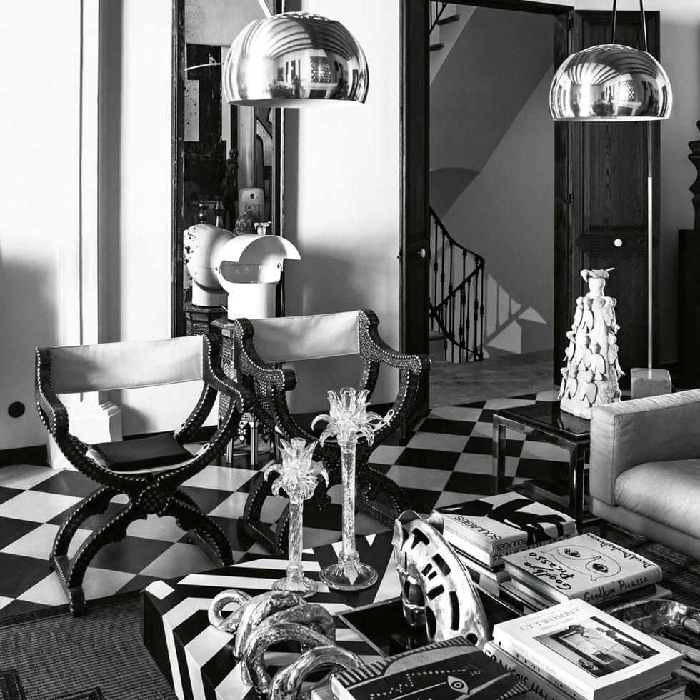 una casa antigua en mallorca reformada y decorada con muebles vintage