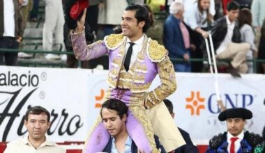 Toros en la Nuevo Progreso: Diego San Román se consagra en la tradicional “Corrida de las Luces”