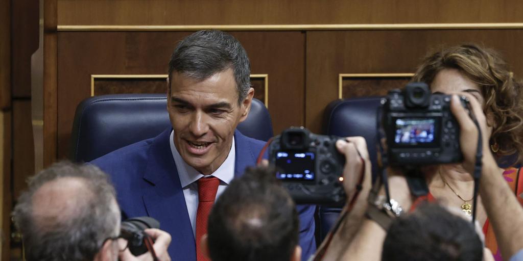 Feijóo anuncia ante Sánchez que será citado este mes en la comisión de investigación del Senado