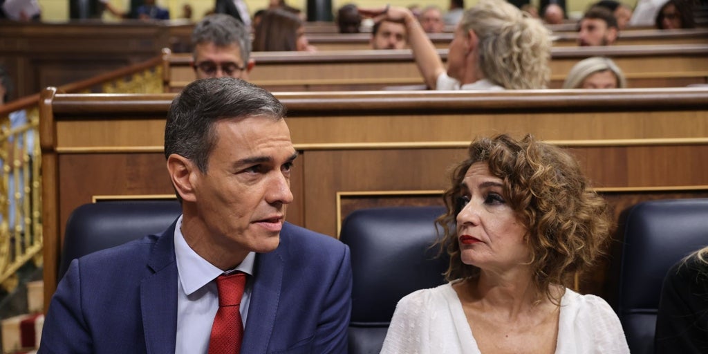 El intervencionismo del Gobierno dispara su peso en la Bolsa española a máximos de 27 años