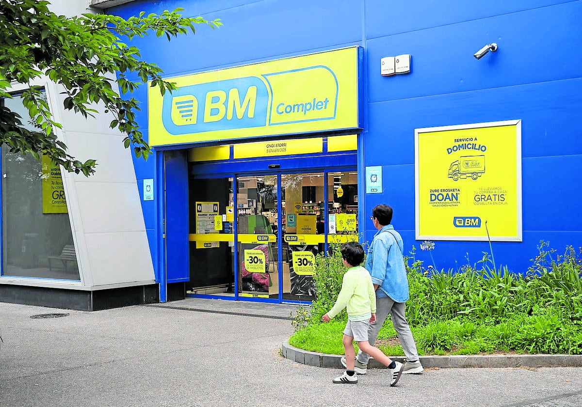 Directivos de Uvesco e inversores vascos se alían para comprar la compañía y blindarla en Euskadi