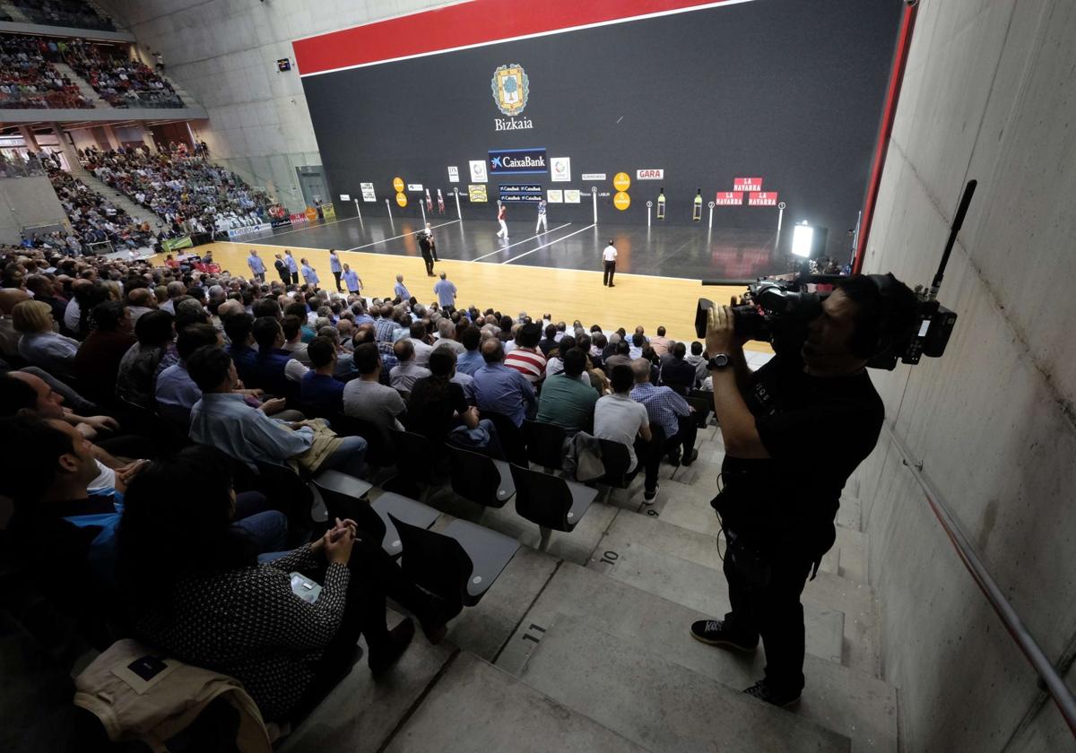 Mega aparece a las puertas de que expire el contrato entre Bainet y ETB