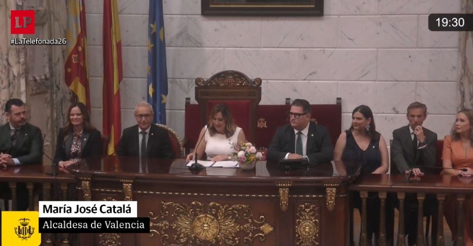 VÍDEO | Así ha sido la telefonada a Carmen Prades Gil y Marta Mercader Ros, falleras mayores de Valencia de 2026