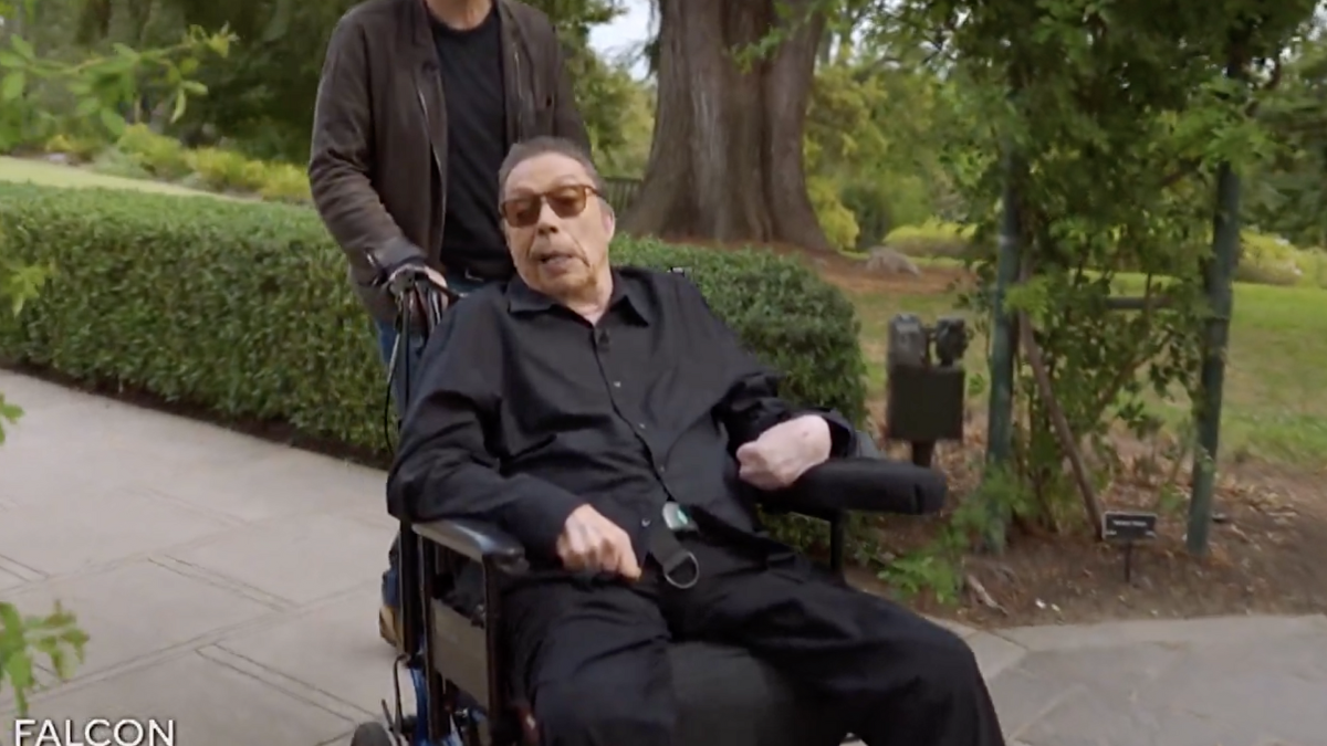 La escalofriante historia del actor Tim Curry: "No temo a la muerte, la recibiré de brazos abiertos" - Libertad Digital