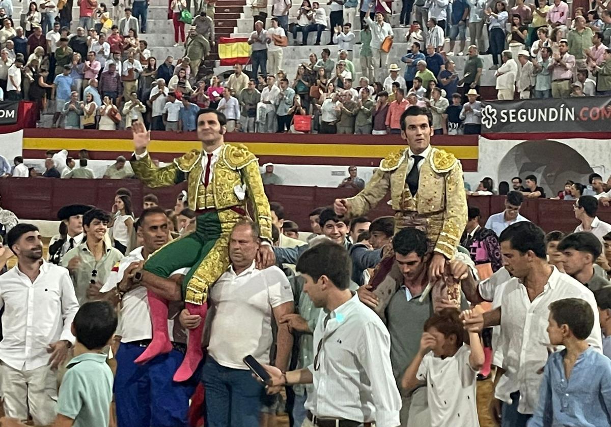 Morante y Garrido a hombros en Zafra tras una corrida de gran toreo