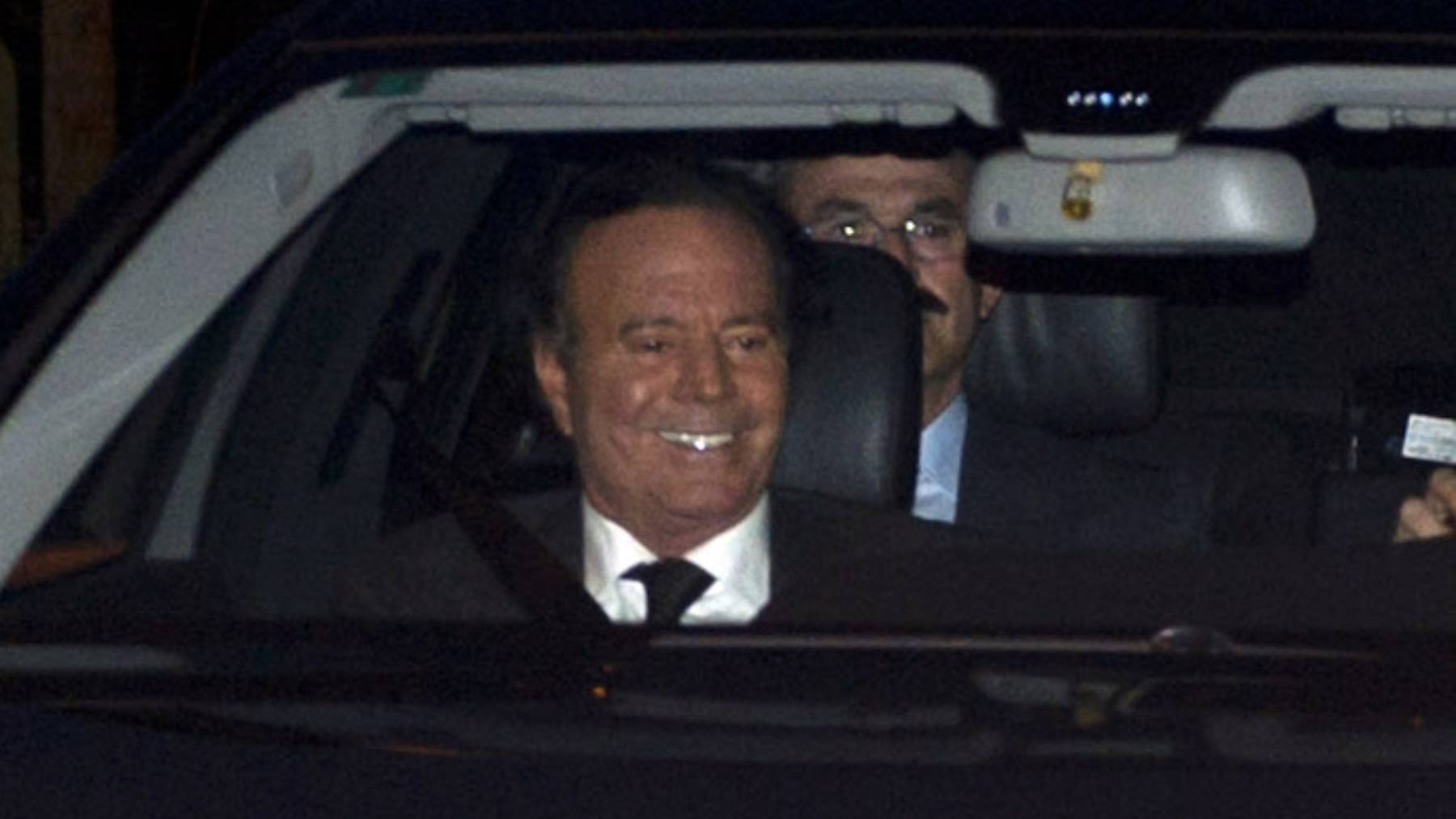 Julio Iglesias comparte un gesto familiar inédito de su 82º cumpleaños