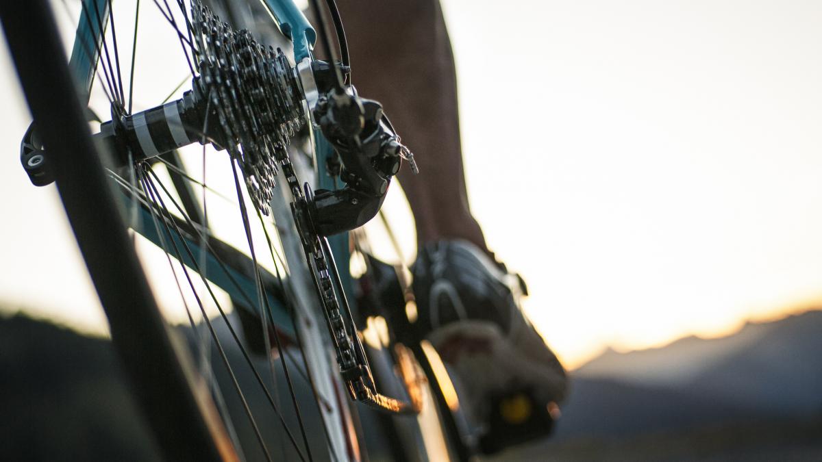 Un hombre sufre un divorcio duro y da el equivalente a 3 vueltas al mundo en bici: 'Para despejarme'