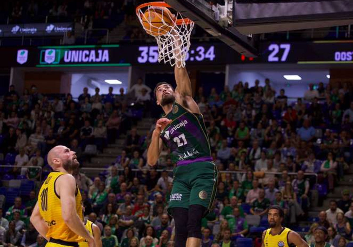 El Unicaja recupera sus señas de identidad para ganar al Oostende (102-80)