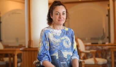 Repentino adiós a la actriz Esther Uría a los 55 años - La Voz de Galicia