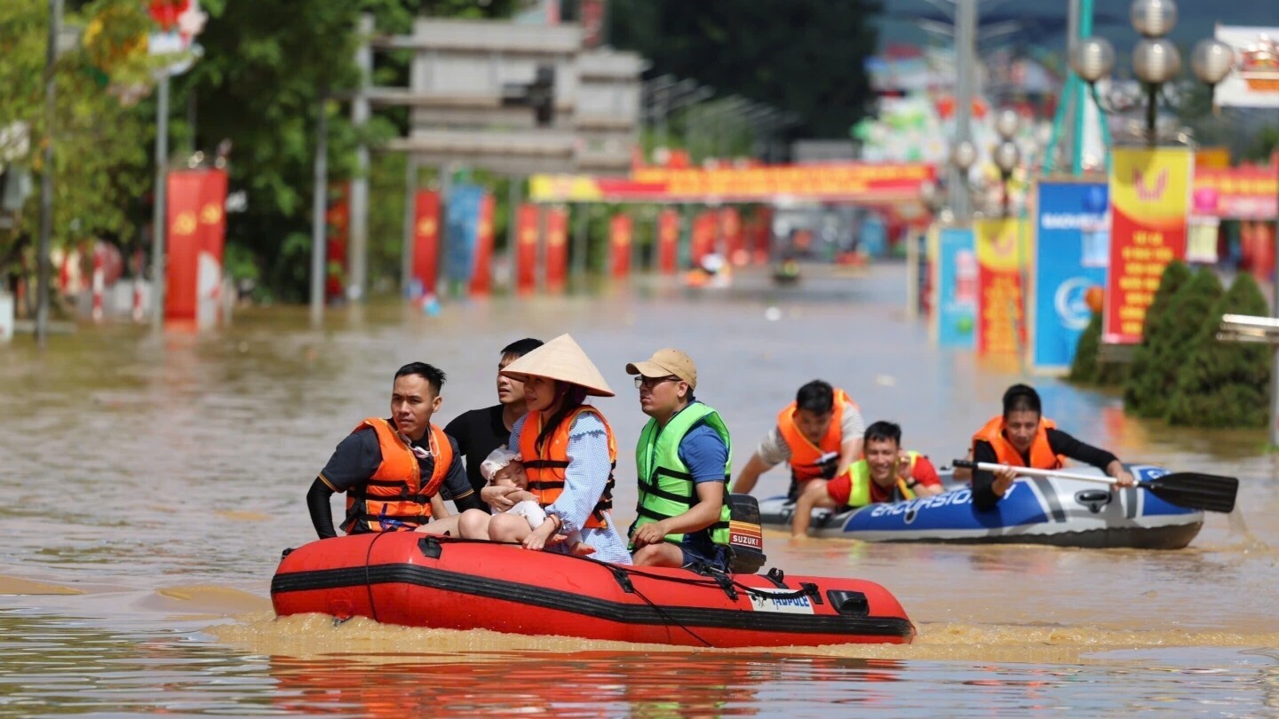 Lluvias torrenciales causan inundaciones mortales en el norte de Vietnam