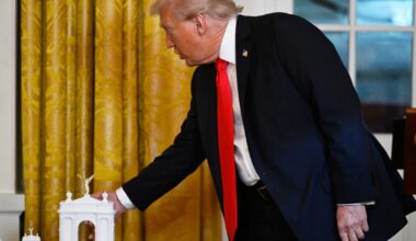 Trump planea dejar su huella en Washington con un arco al estilo de París