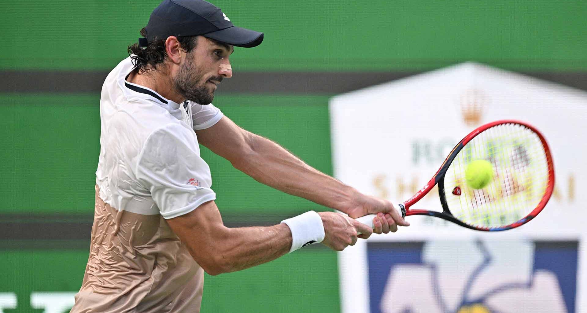 ¡Mágico! Vacherot asegura el Top 100 con las SF de Shanghái | ATP Tour