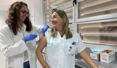 Llamamiento para que el personal sanitario se vacune