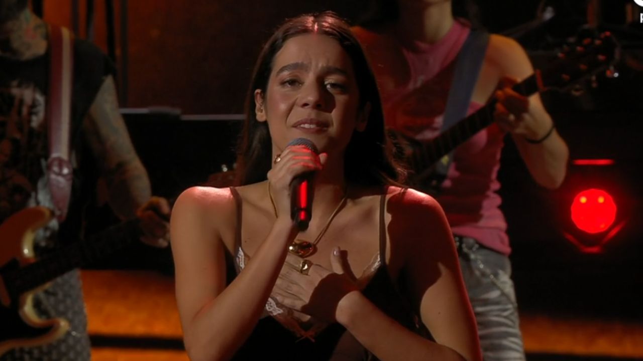 Andrés Suárez, Tanxugueiras, Viva Suecia o Dani Fernández defienden a Valeria Castro tras las su criticada actuación en «OT» - La Voz de Galicia