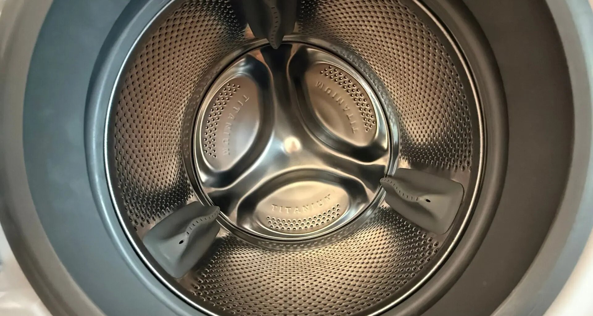 su madre está acusada de asesinato