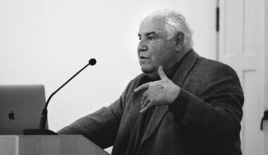 "En España hay muchos ruinosos proyectos monumentales que costará una fortuna terminar y administrar luego"