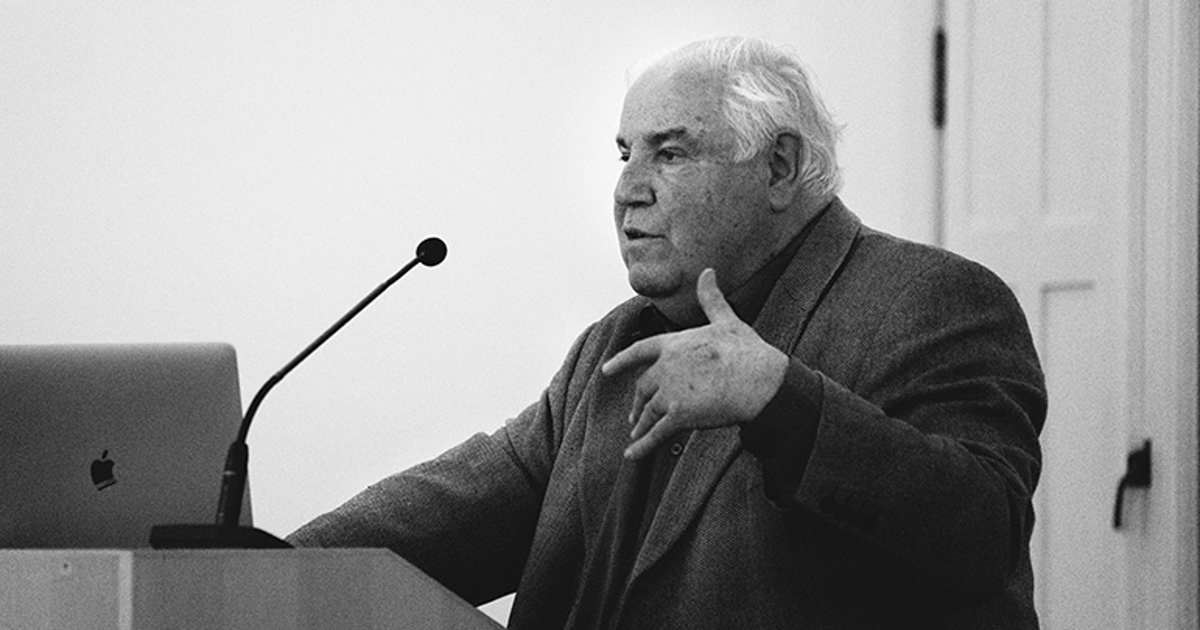 "En España hay muchos ruinosos proyectos monumentales que costará una fortuna terminar y administrar luego"