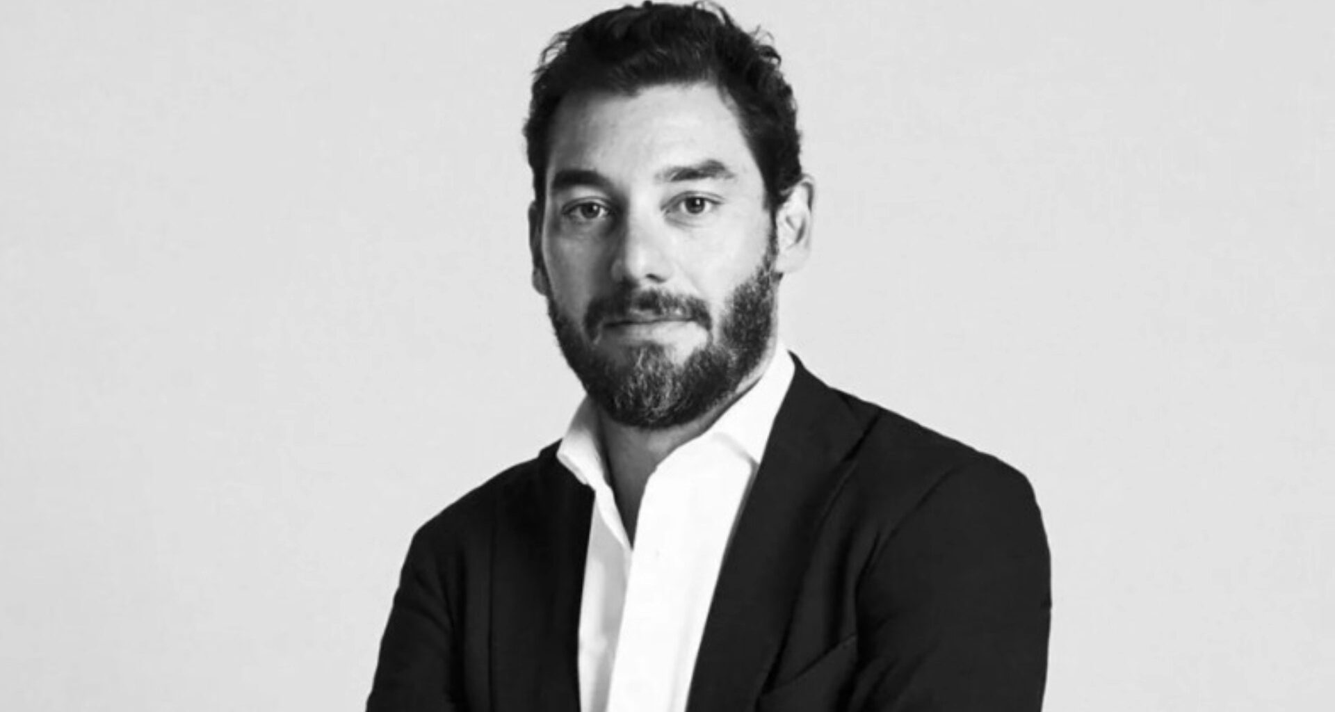 La justicia mantiene abierta la causa sobre la muerte de Isak Andic con la investigación de los Mossos a su hijo, pero niega que ahora esté imputado - El Mundo