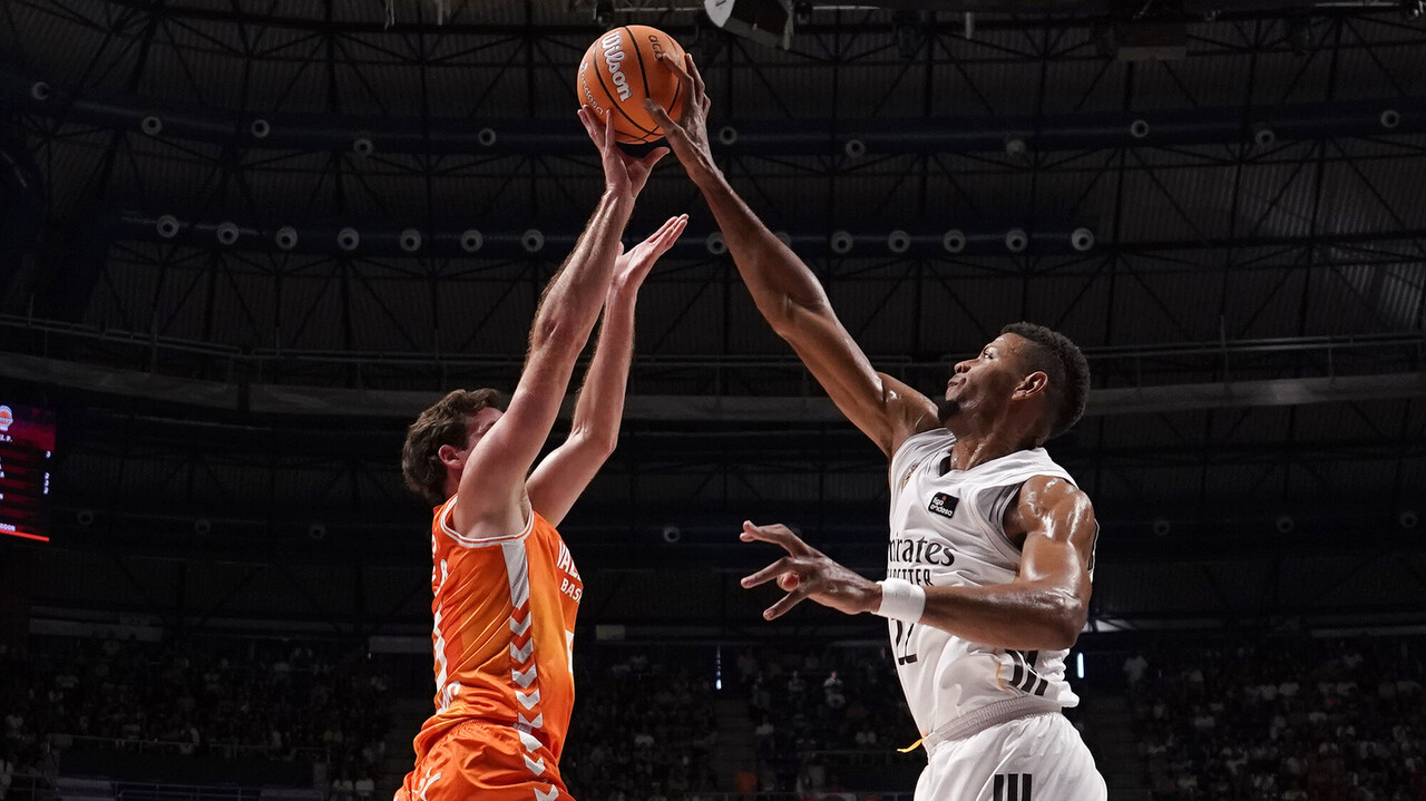 701 tapones de Edy Tavares