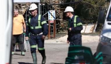 Dos trabajadores atrapados tras el derrumbe de una mina en Cangas de Narcea