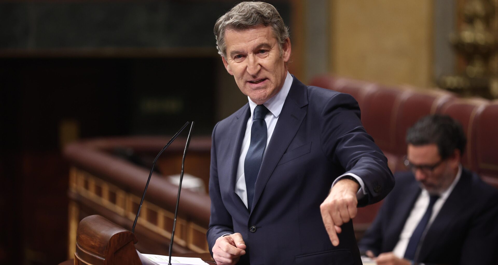 Feijóo apunta a Sánchez tras la entrada de Ábalos en prisión: "Es la manzana podrida"