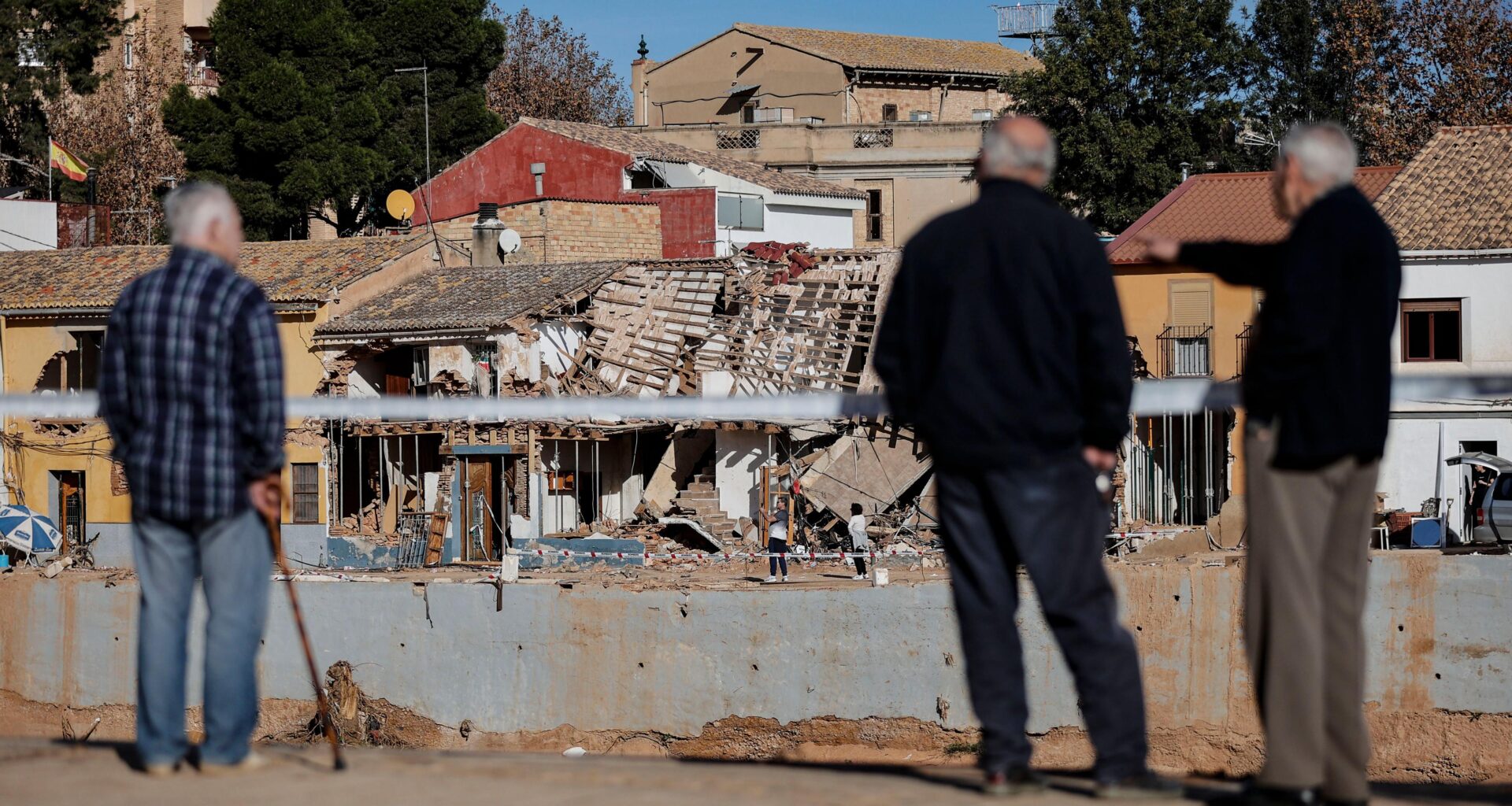 "Me está entrando agua en casa"