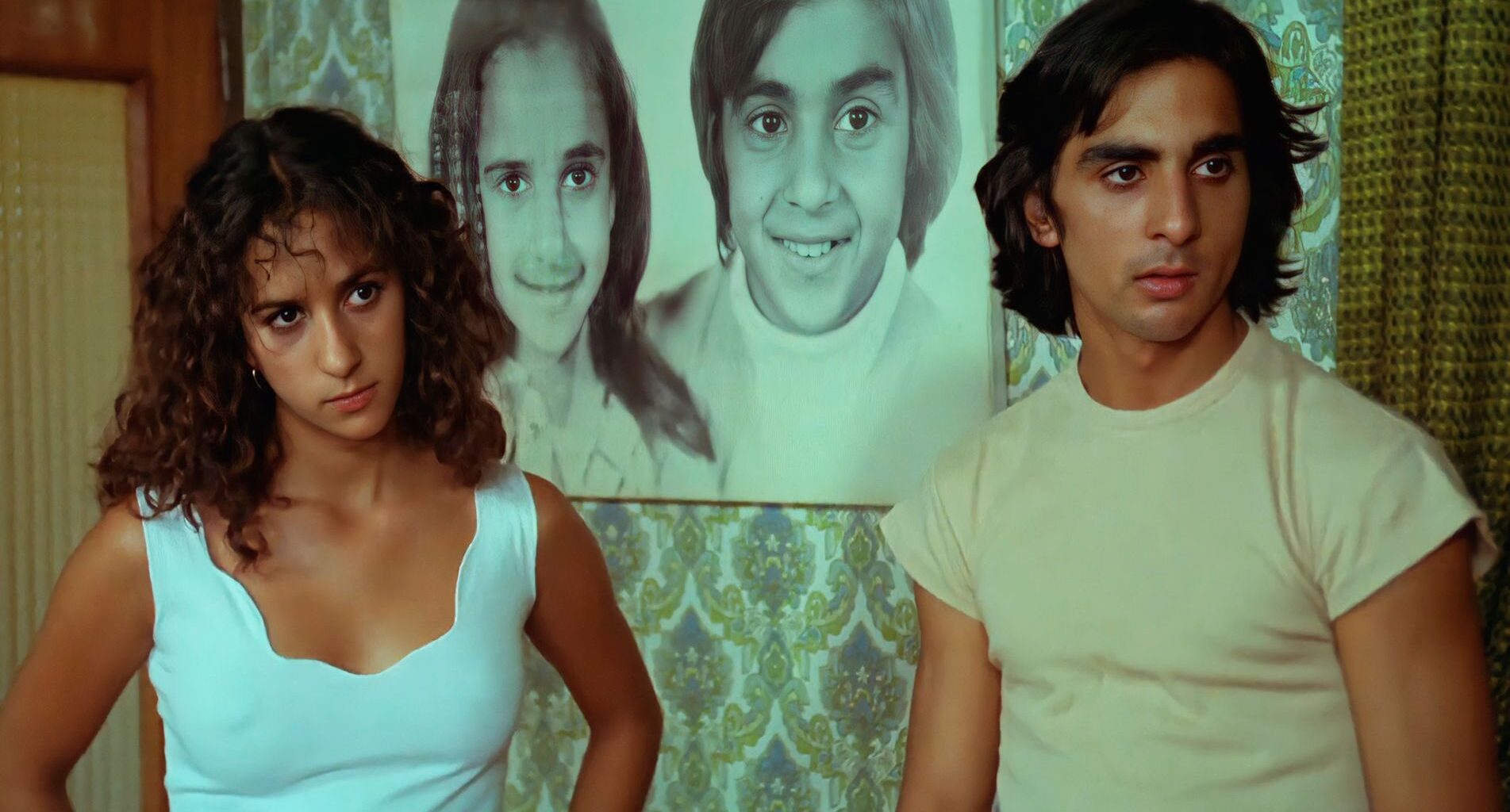 'Colegas' , la película de culto en la que debutó Antonio Flores