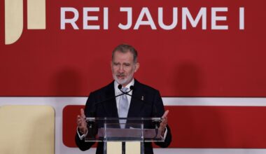 El rey Felipe IV recuerda en Valencia a las víctimas de la dana