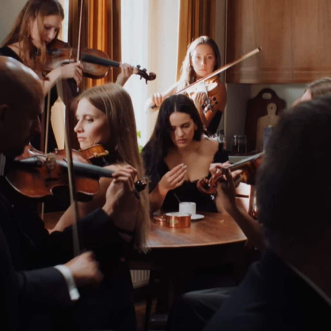 Rosalía en el videoclip de Berghain