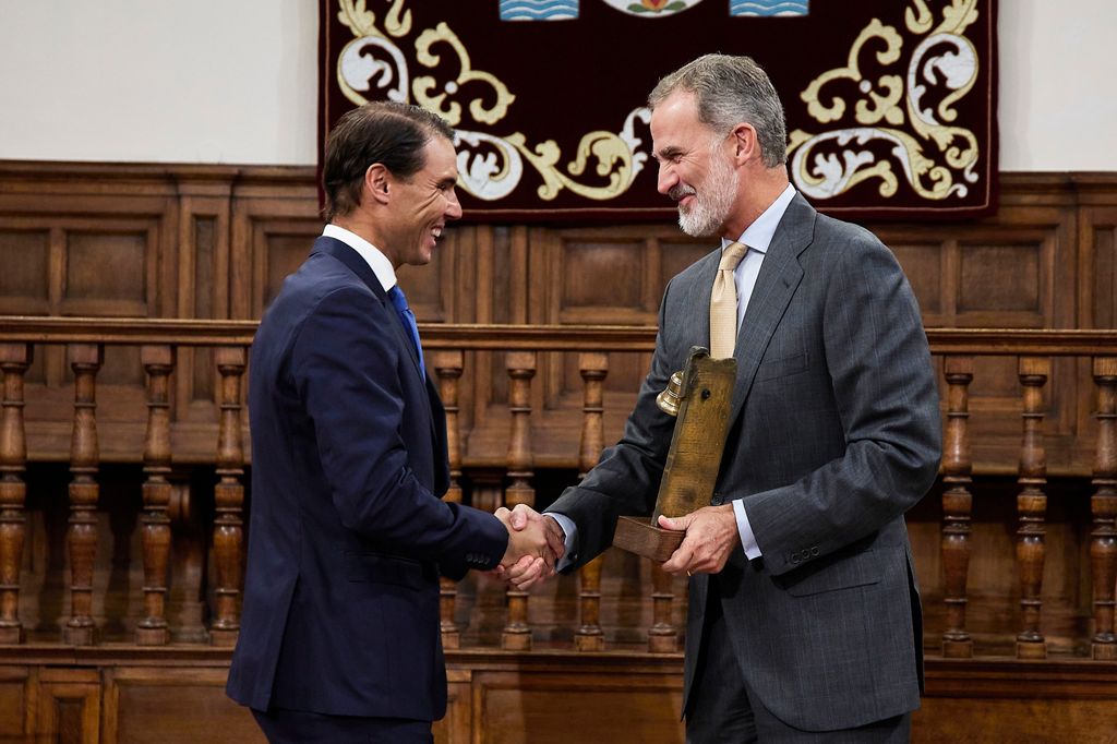 El rey Felipe junto a Rafa Nadal, en una imagen de archivo en 2002.