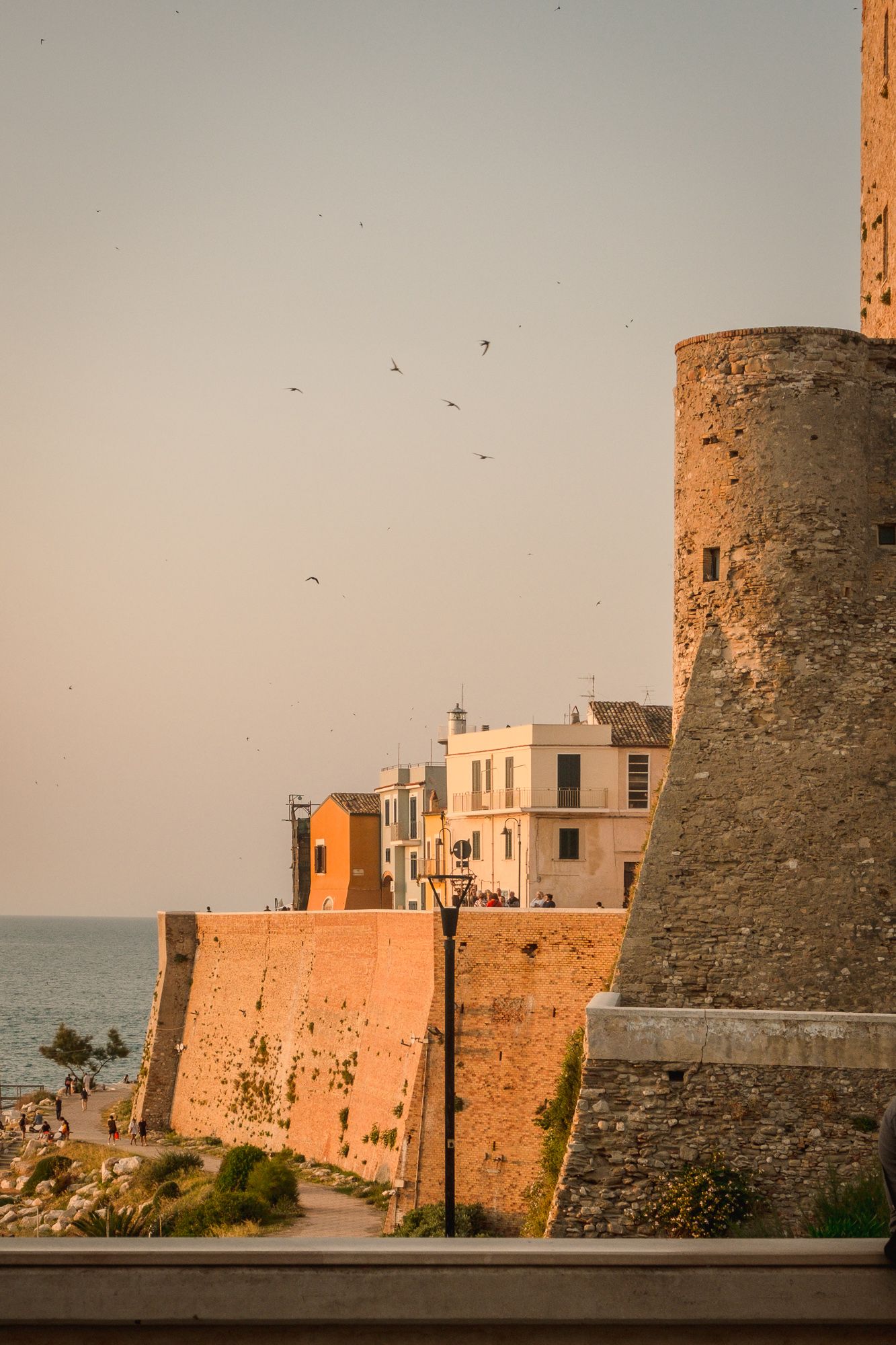 Vistas de Termoli con su castillo