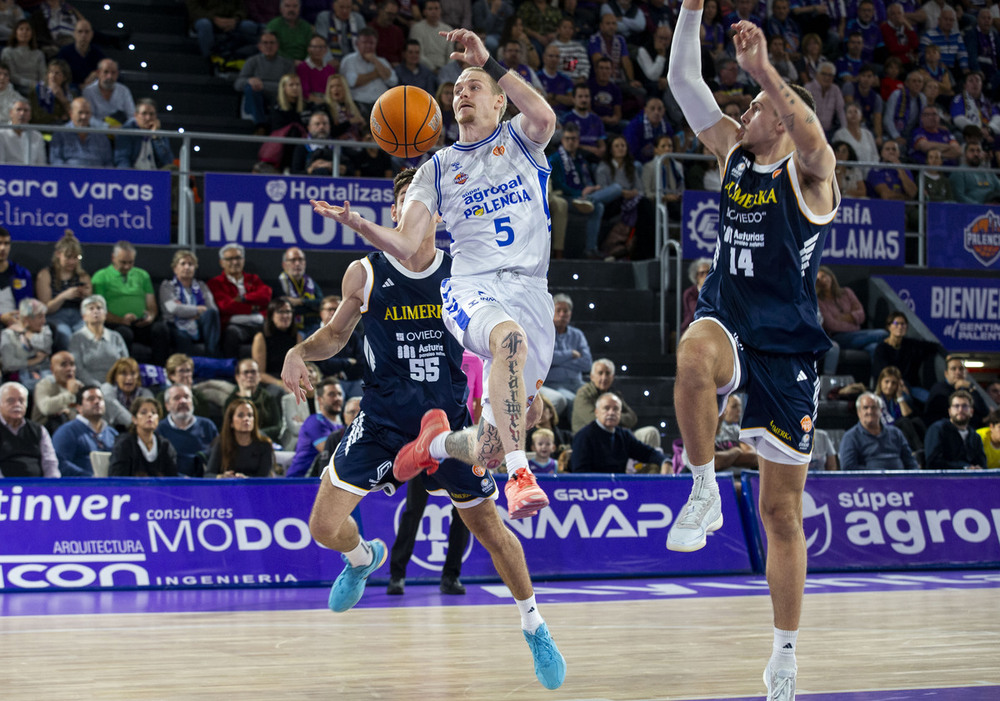 «No vamos a reservar jugadores para el sábado»