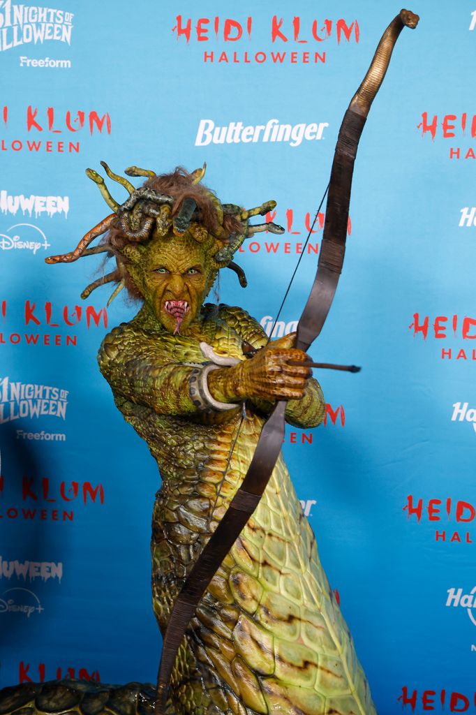 La intérprete lució espectacular con su transformación en Medusa