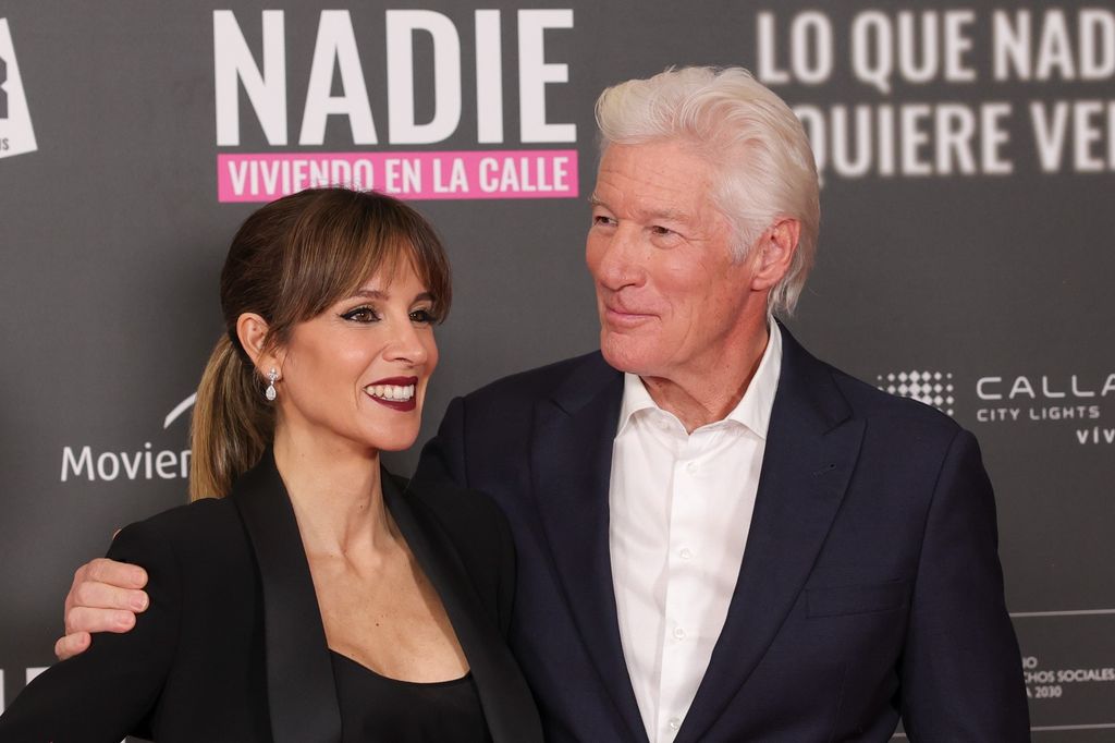 Alejandra Silva y Richard Gere en el estreno en Madrid de uno de sus proyectos más personales, el documental 'Lo que nadie quiere ver'