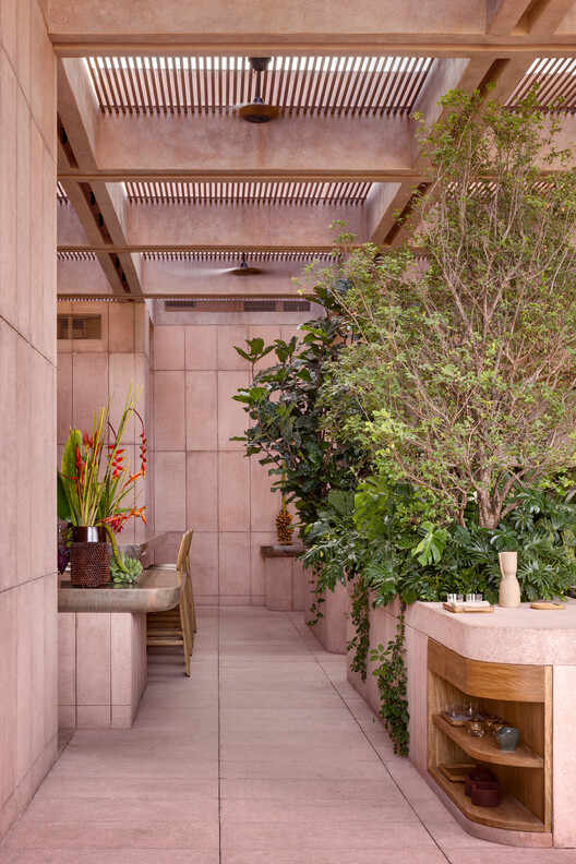 Restaurante Rubra / Ignacio Urquiza + apda Ana Paula de Alba - Fotografía interior, Jardín, Patio interior