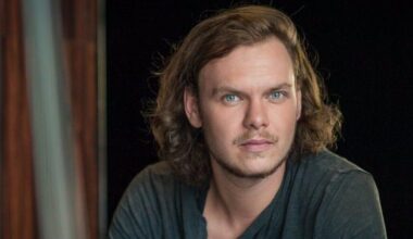 irreconocible 12 años después de dejar el cine