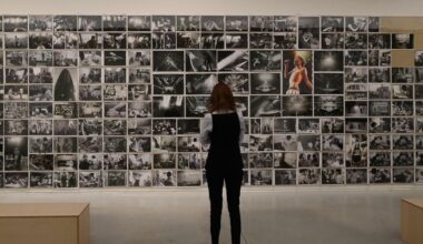 Wonderland, la exposición que repasa la trayectoria de Annie Leibovitz llega a la Fundación Marta Ortega Pérez