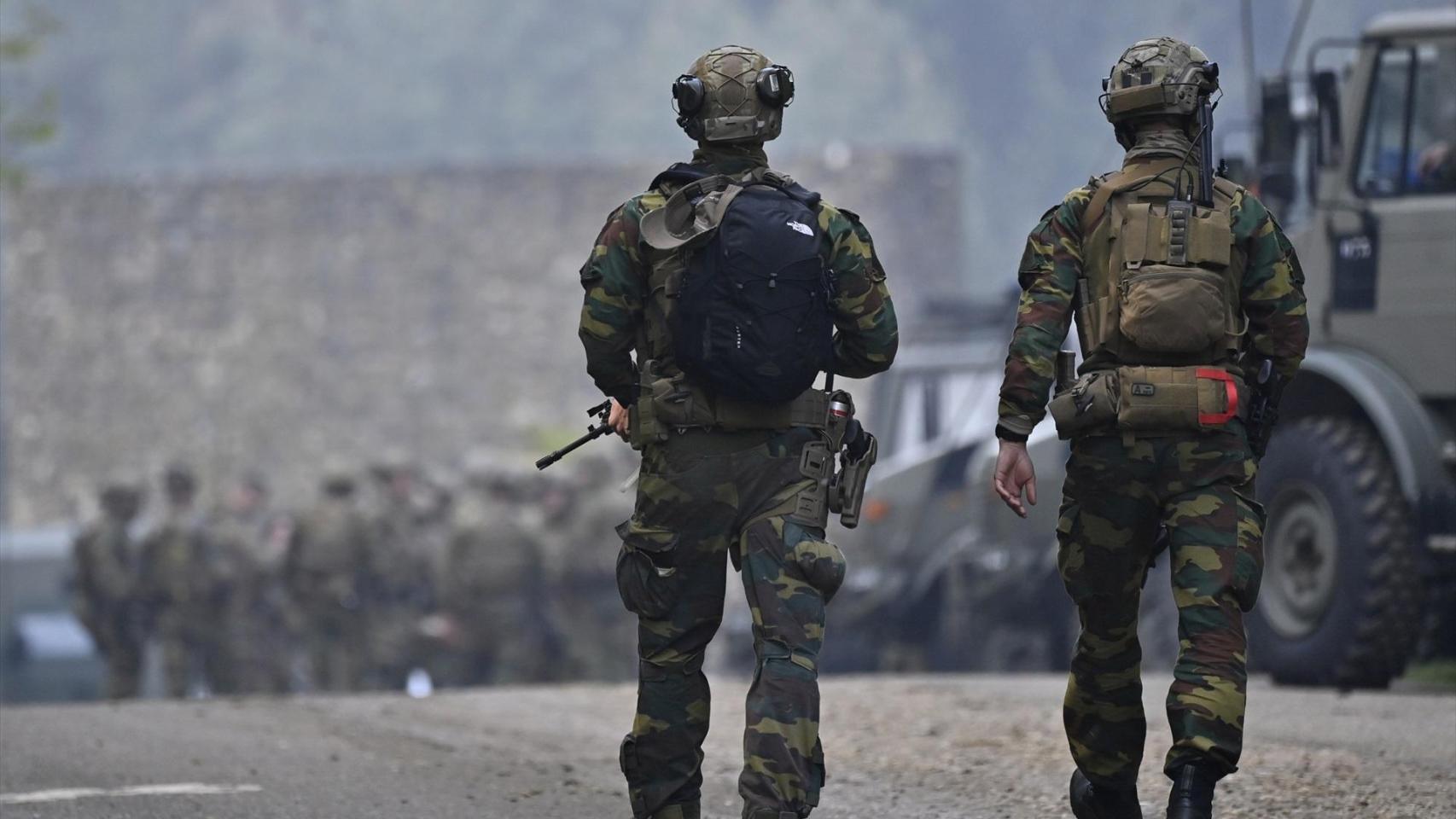 Bélgica envía cartas a todos los jóvenes de 17 años para que hagan el servicio militar voluntario por 2.000 € al mes