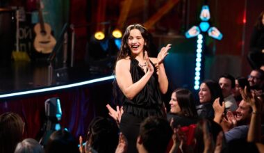 ¿Y si Rosalía acaba siendo la elegida por RTVE para presentar las Campanadas? Las pistas que la llevan a la Puerta del Sol