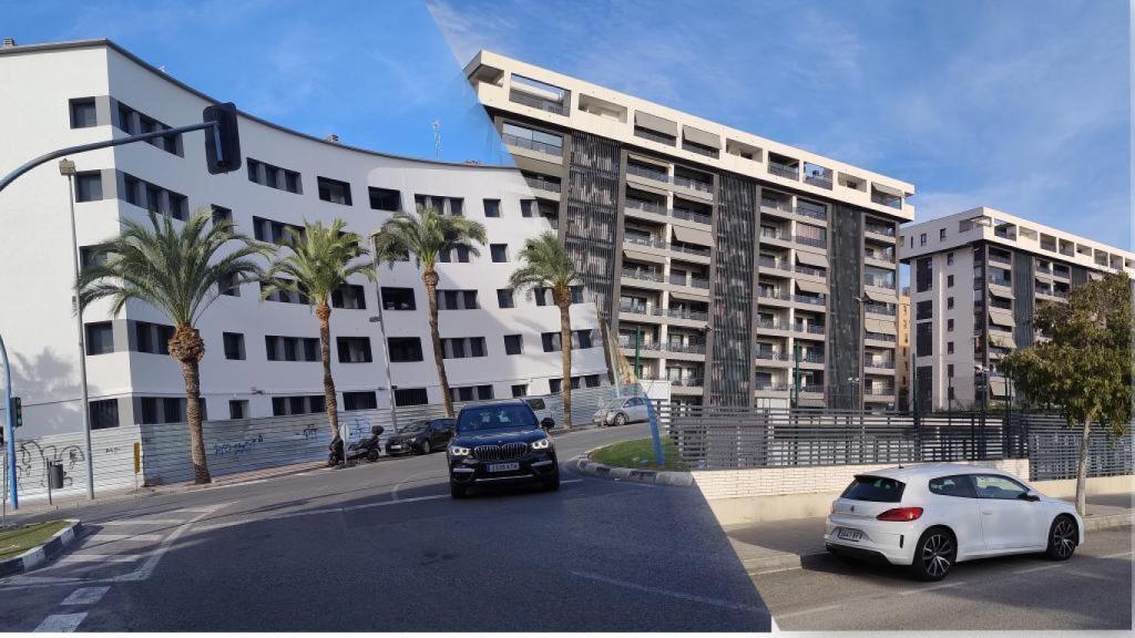 Bloques 'cebra' en Alicante. A la izda. en el barrio Miguel Hernández y a la dcha. en el PAU 5.