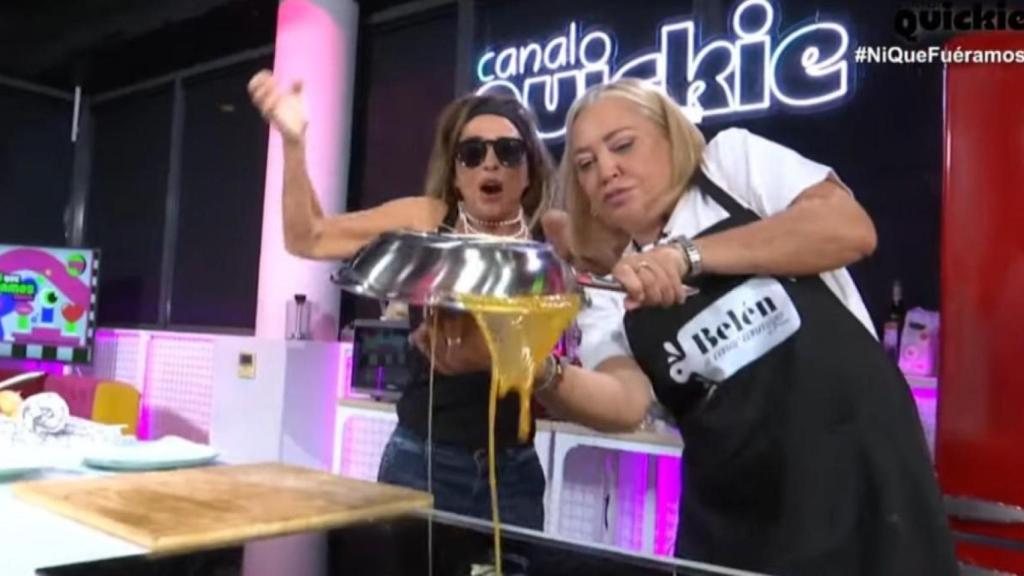 Belén Esteban y María Patiño cocinan en 'Ni que fuéramos Shhh'.
